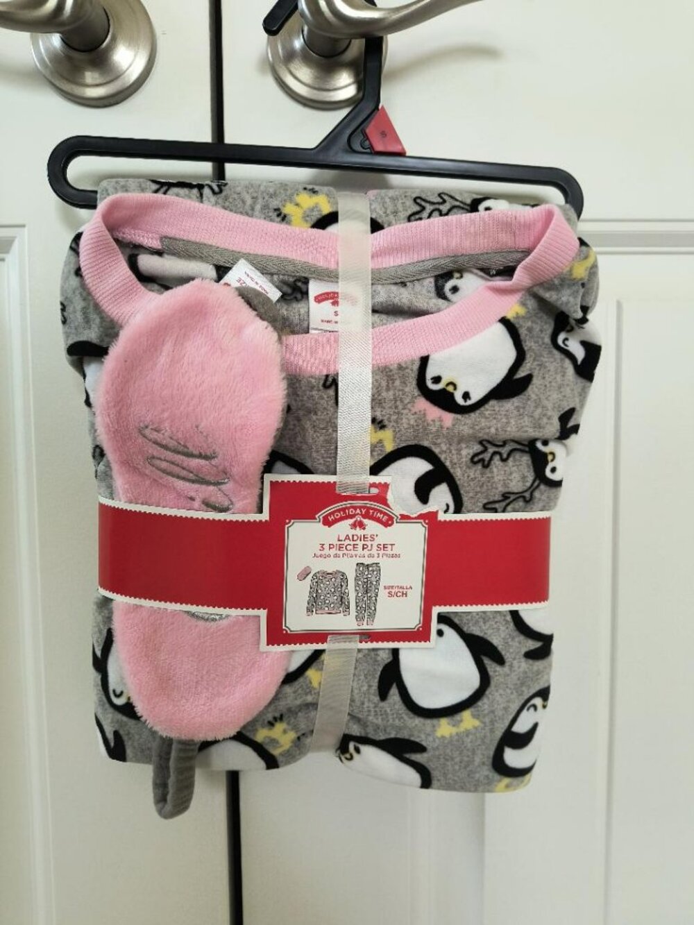 Holiday Time cozy gray 3-piece pajama set; size Small